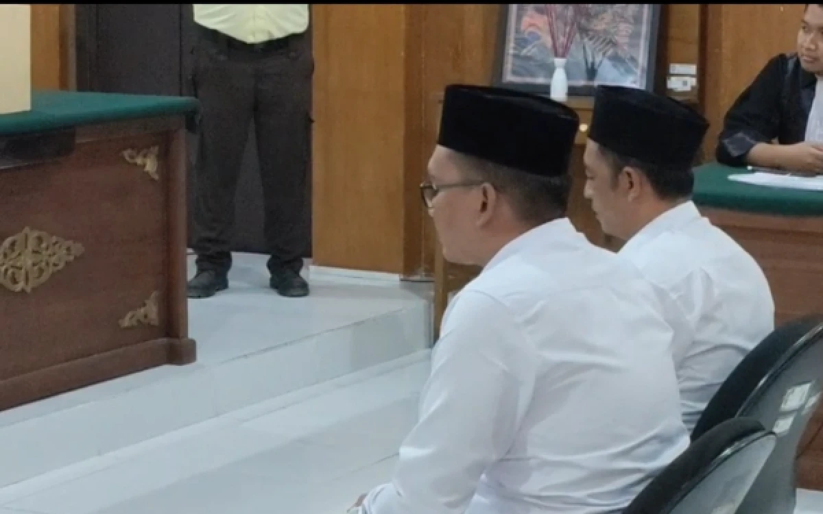 Thumbnail Berita - Eks Polisi Pembunuh Mahasiswi UMM Divonis Mati, Keluarga Faradila: “Kami Sangat Puas”