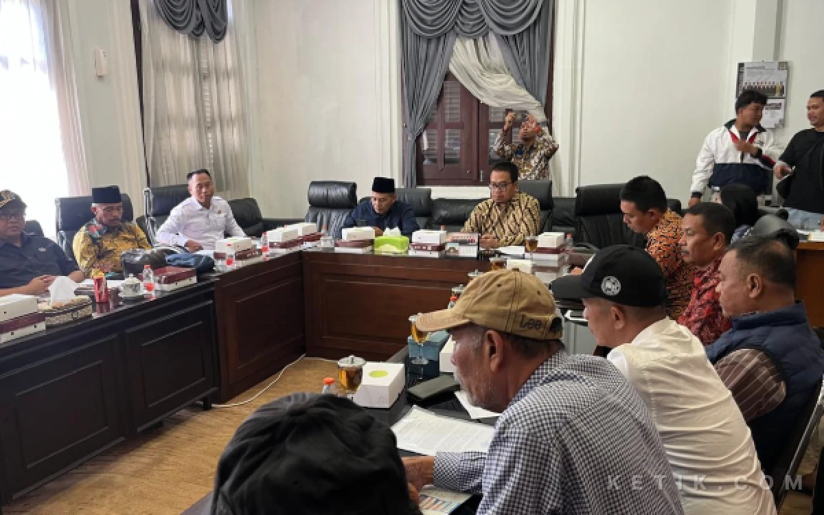 Thumbnail Berita - DPRD Kota Malang Terima Kekhawatiran Pedagang Pasar Besar Imbas Isu KPBU