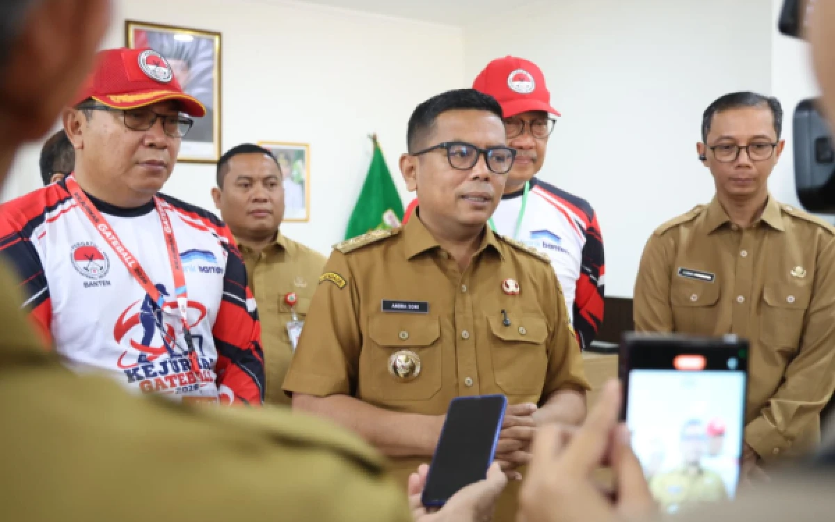 Thumbnail Berita - Gubernur Andra Soni Lepas 25 Atlet Gateball Banten ke Kejurnas 2026 di Cibubur
