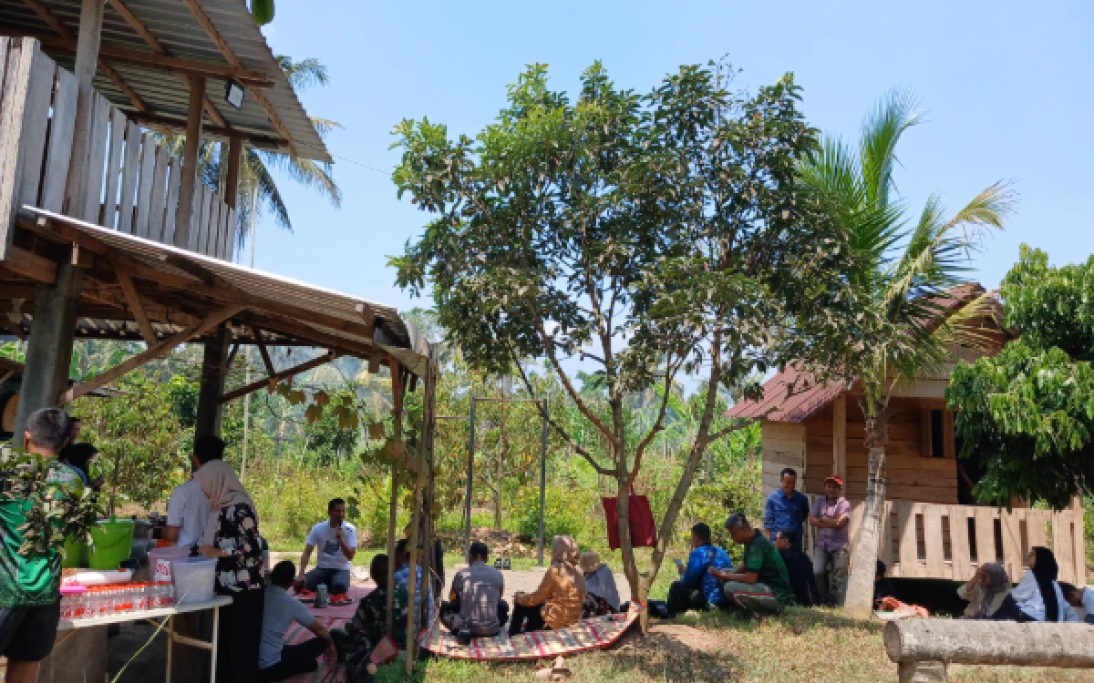 Foto Acara berlangsung nya silaturahmi di Villa Sawah, Kelurahan Cemorokandang, Kota Malang. (Foto: Hanif/Ketik.com)