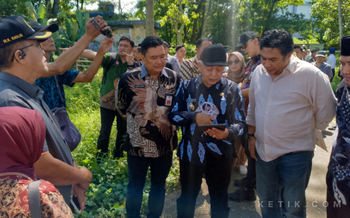 Thumbnail Berita - Alun-Alun Kepanjen Kabupaten Malang Dibangun di Kanjuruhan, PDI Perjuangan: Jadi Simbol Tinggalkan Pola Pikir Kolonial  ‎