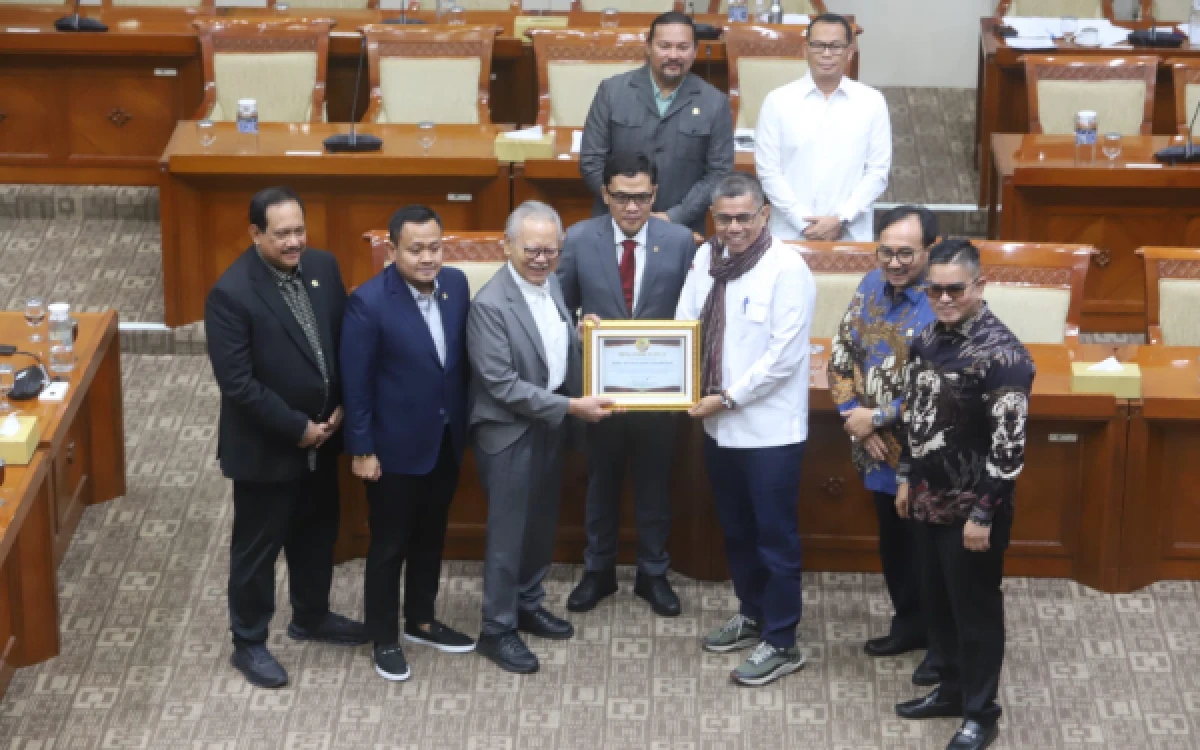 Thumbnail Berita - RUU Perampasan Aset Dinilai Perlu Perketat Pengawasan Kewenangan Aparat