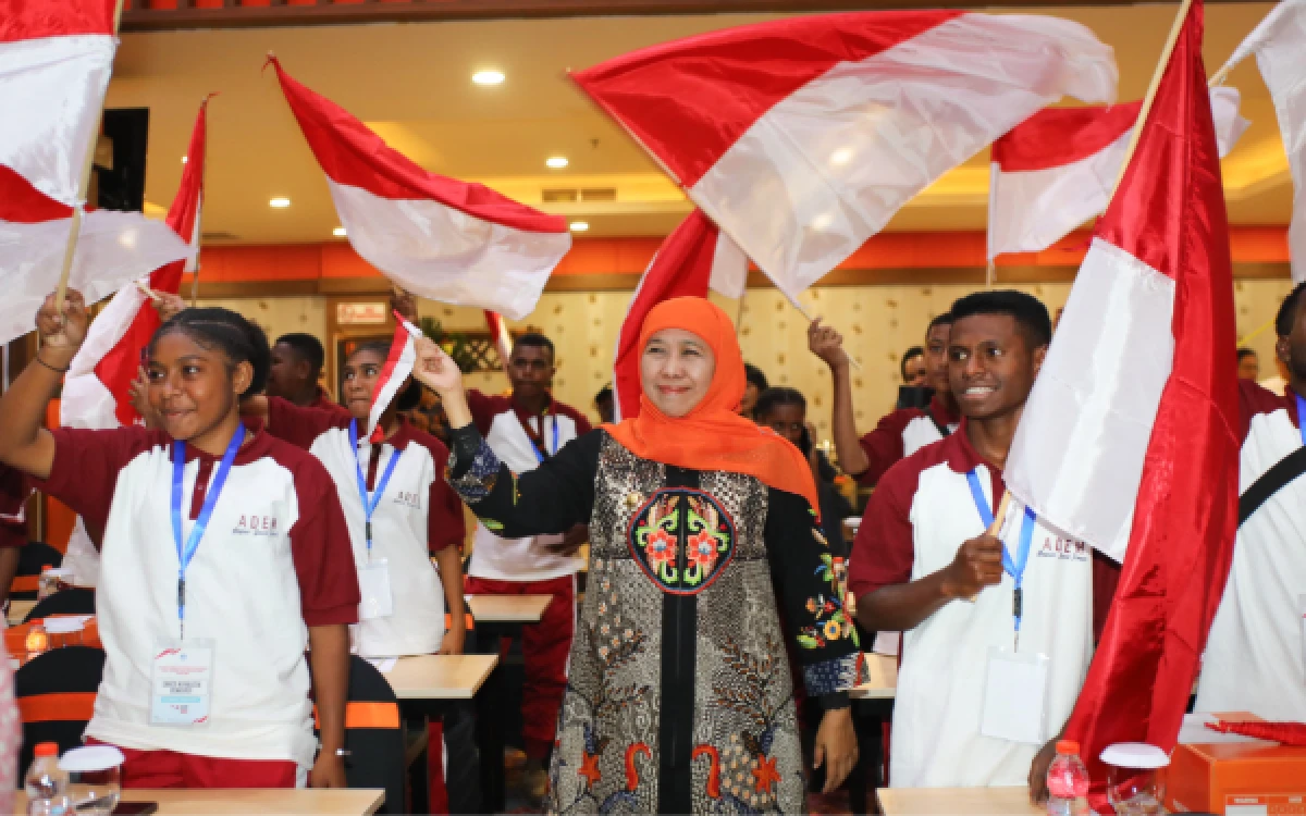 Thumbnail Berita - 51 Siswa ADEM Papua Lolos PTN, Gubernur Khofifah: Mereka Bukti Nyata Generasi Papua Berprestasi
