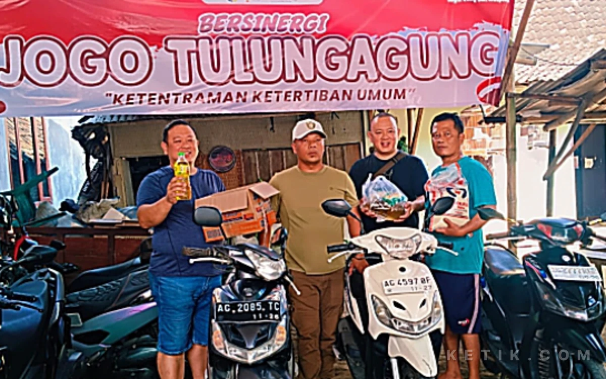 Thumbnail Berita - Tak Sekedar Raja Jalanan, MiTACom Tulungagung Hadirkan Senyum Lewat Aksi Sosial di Kutoanyar