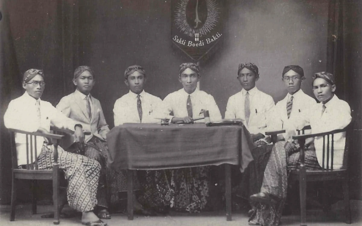 Thumbnail Berita - Mengenal Organisasi Pemuda yang Terlibat dalam Pergerakan Sumpah Pemuda