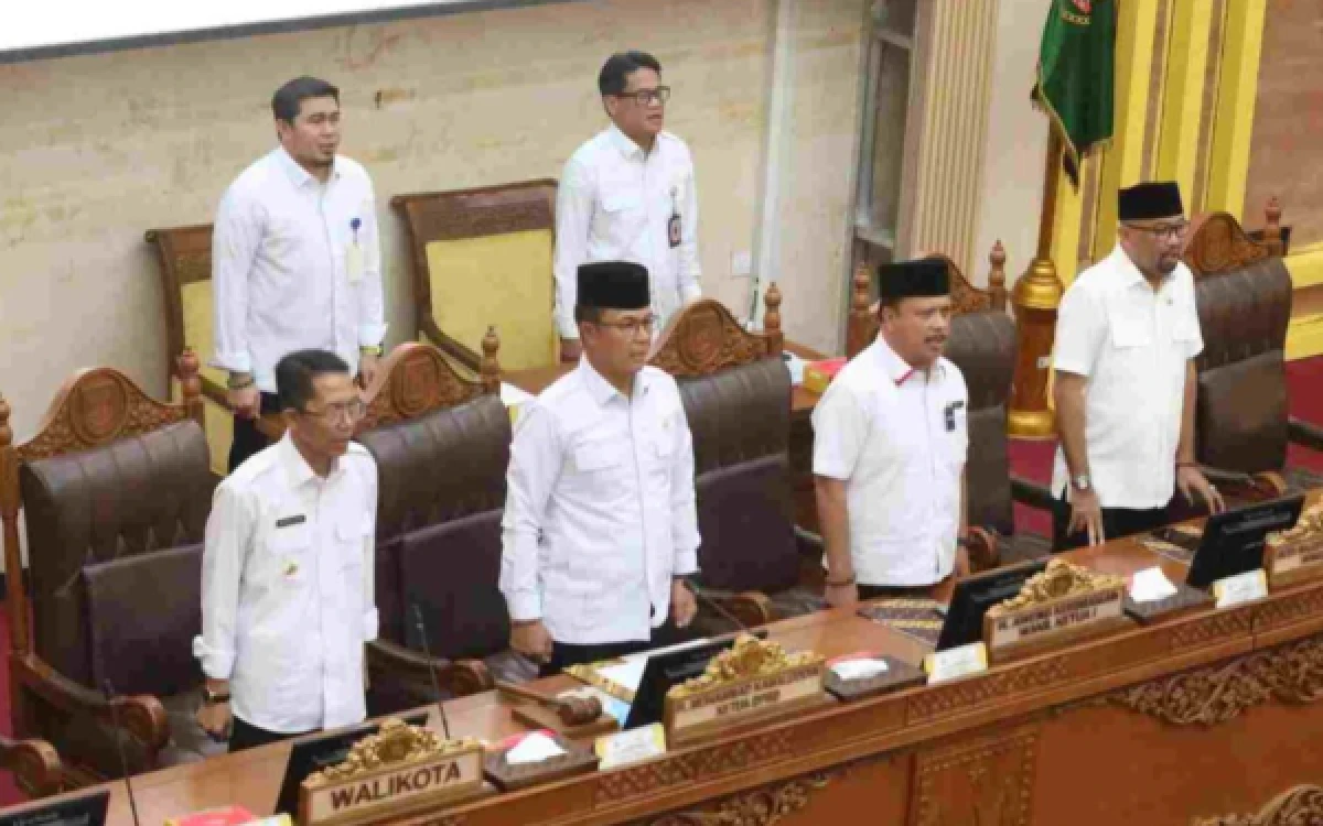 Thumbnail Berita - DPRD Kota Batam Dengarkan Jawaban Wali Kota atas Pemandangan Fraksi Terhadap Perubahan APBD 2026