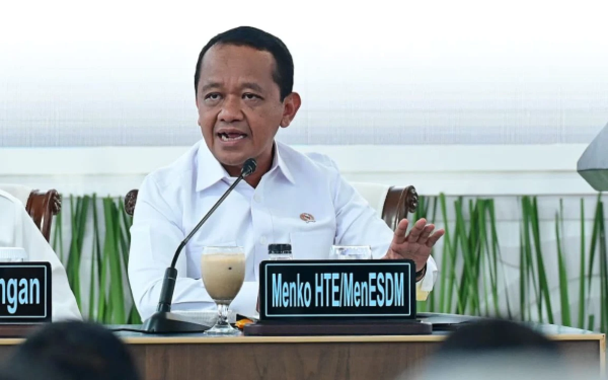 Thumbnail Berita - Bahlil Pastikan Stok BBM Nasional Aman, Pertalite Cukup 16-18 Hari