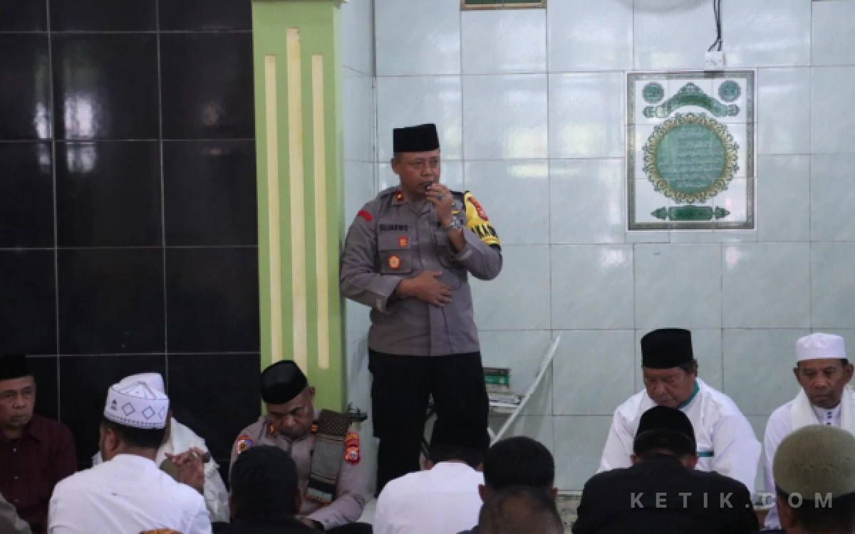 Thumbnail Berita - Jamaah Masjid Babussalam Curhat soal Miras, Ini Respons Wakapolres Halmahera Selatan