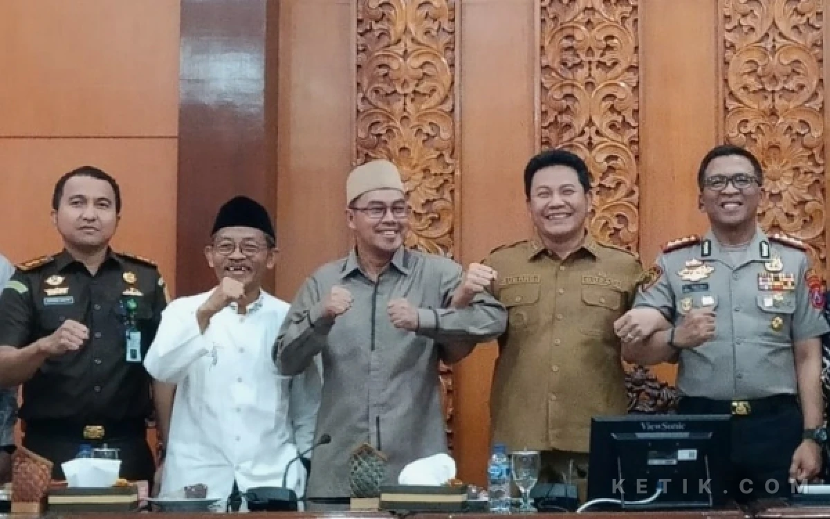 Thumbnail Berita - Demi Berantas Miras di Sidoarjo, Pemkab dan DPRD Sepakat Segera Ubah Perda