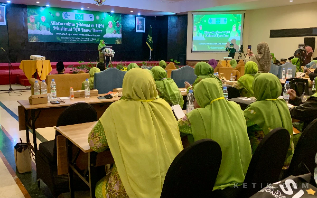 Thumbnail Berita - Muslimat NU Jatim Ubah Strategi Dakwah, Fokus Perkuat Konten Digital untuk Generasi Z