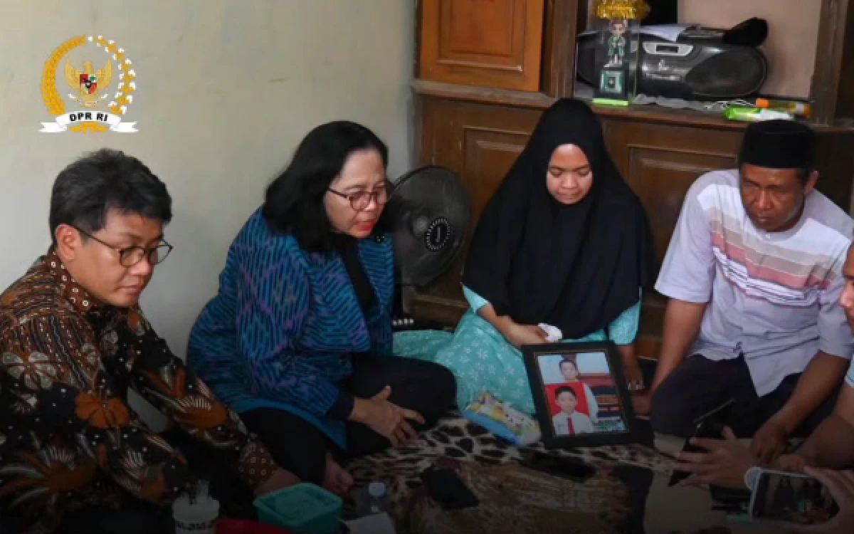 Thumbnail Berita - Kasus Perundungan Masih Terjadi, Komisi X DPR RI Dorong Penguatan Perlindungan di Lingkungan Pendidikan