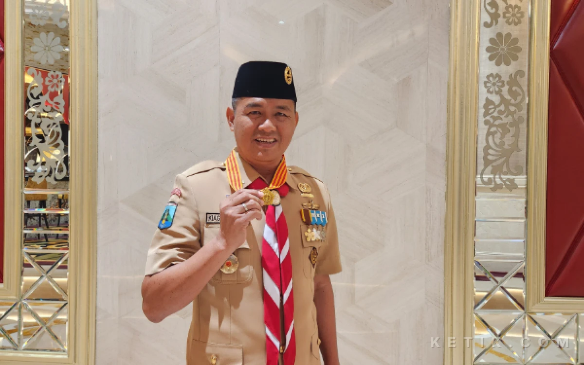 Thumbnail Berita - Sosok Kiagus Firdaus Peraih Lencana Melati di Momen Spesial Opening Jamnas 2026