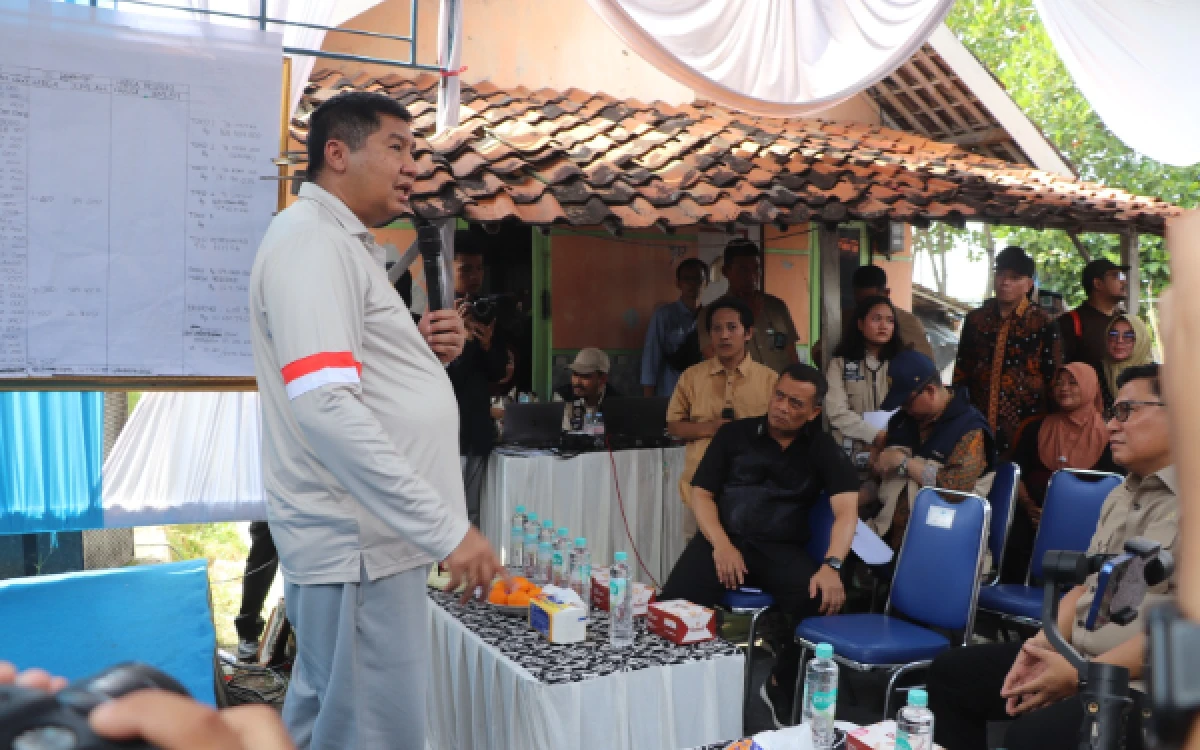 Thumbnail Berita - Menteri Ara Setujui Usulan Gubernur Ahmad Luthfi, Kuota Rumah Subsidi Jateng Naik Jadi 50 Ribu Unit