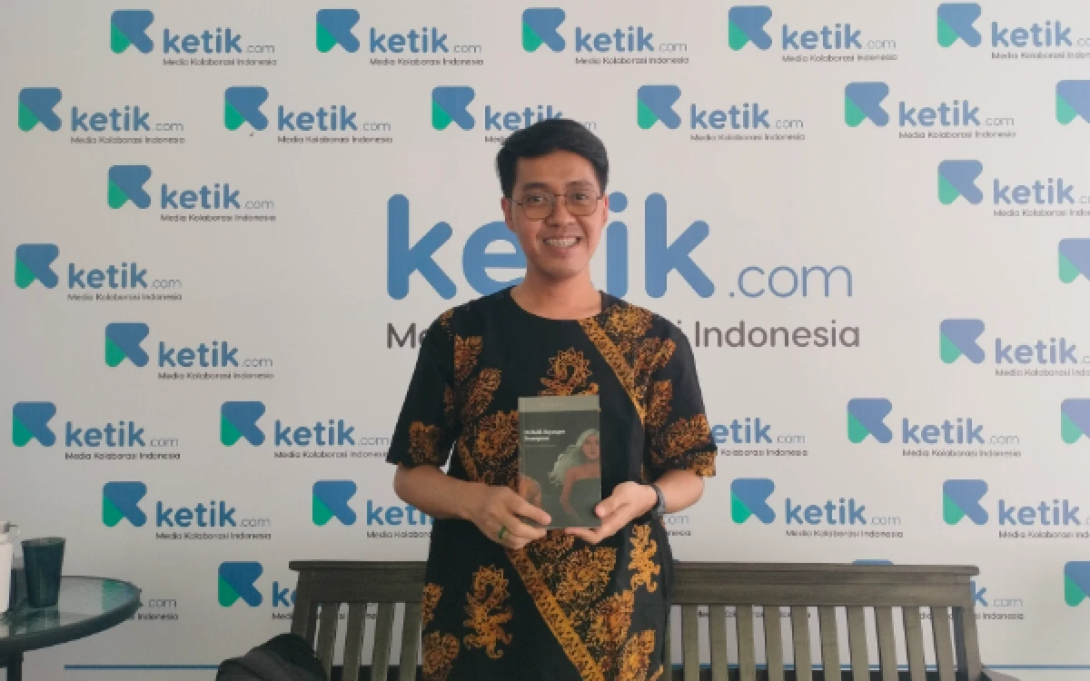 Thumbnail Berita - Nyai Roro Dadak Purwo Tuangkan Perjalanan Spiritual dalam Empat Buku