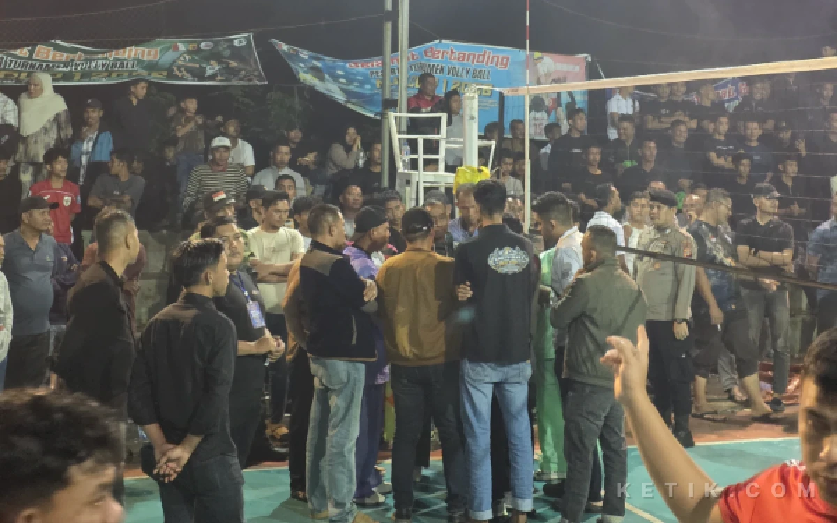 Thumbnail Berita - Keputusan Wasit Berubah, Banteng VC Walkout di Final NJU Cup 2026