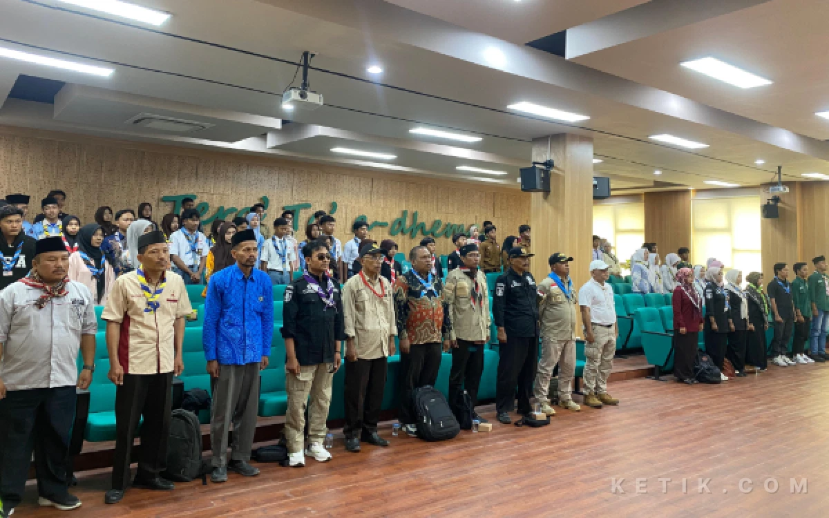 Thumbnail Berita - Sarasehan di Uniba Madura, Pramuka Sumenep Ditantang Berubah