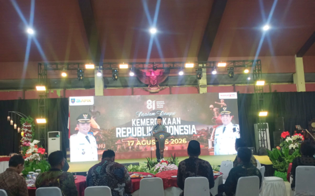 Thumbnail Berita - Ajakan Bupati Tegal di Malam Resepsi HUT RI, Isi Kemerdekaan dengan Pelayanan Terbaik dan Kerja Nyata