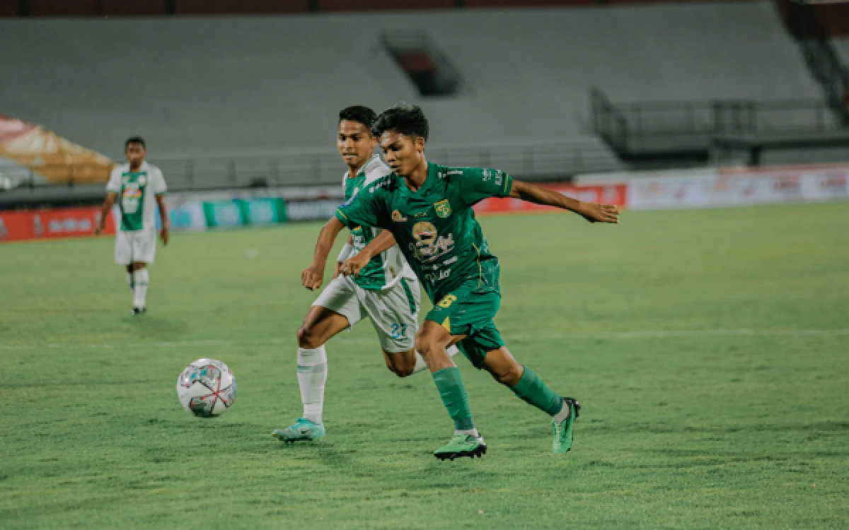 Thumbnail Berita - Dicky Kurniawan Blak-Blakan Ungkap Alasan Gabung Persebaya