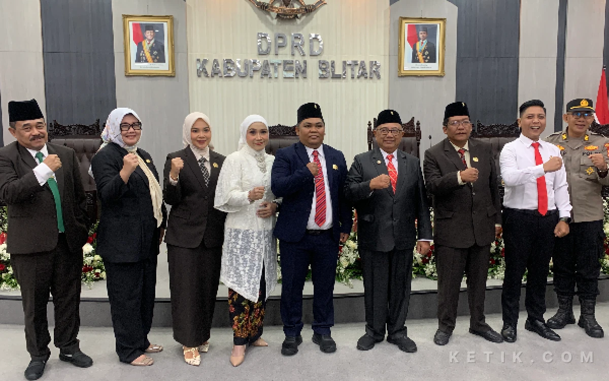 Thumbnail Berita - Dewan Blitar Spesialis PAW, Inilah Sosok Hendi Budi Yuantoro dari PDIP