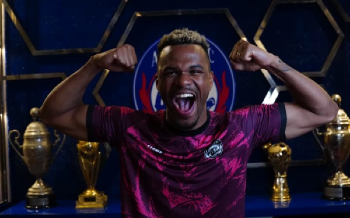 Thumbnail Berita - Resmi! Arema FC Lengkapi Kuota Pemain Asing, Gustavo Henrique Jadi Andalan Baru di Lini Depan