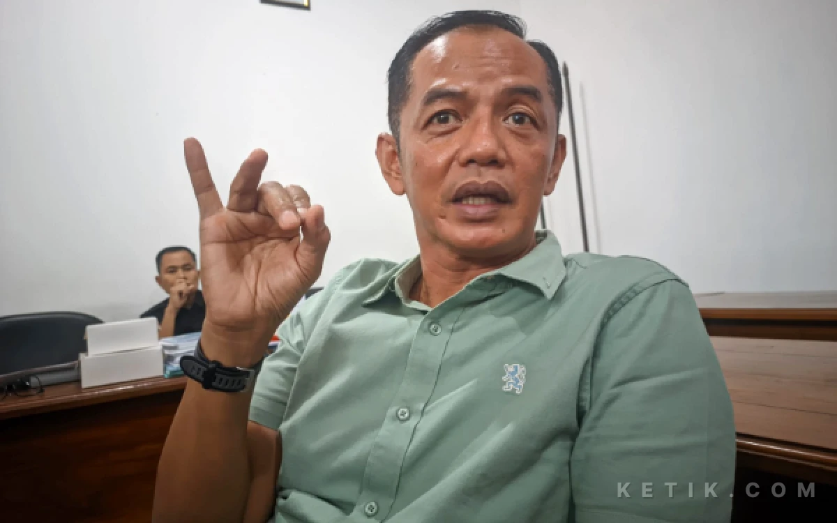 Thumbnail Berita - DPRD Pacitan Minta Wali Murid Ikhlaskan Buah Hati saat Ditegur Guru di Sekolah