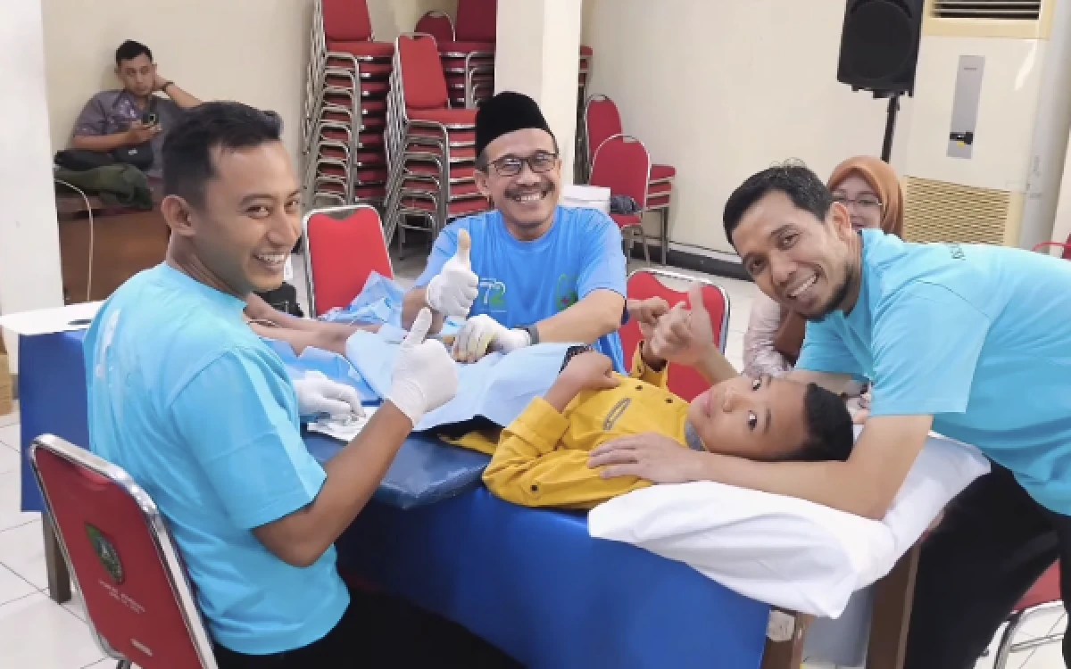 Thumbnail Berita - RSUD Jombang Gelar Khitan Massal Gratis untuk 210 Anak Bersama TP PKK