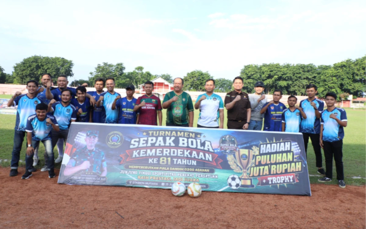 Thumbnail Berita - Bupati Asahan Buka Turnamen Sepak Bola Kemerdekaan ke-81, Perebutkan Piala Dandim 0208/Asahan