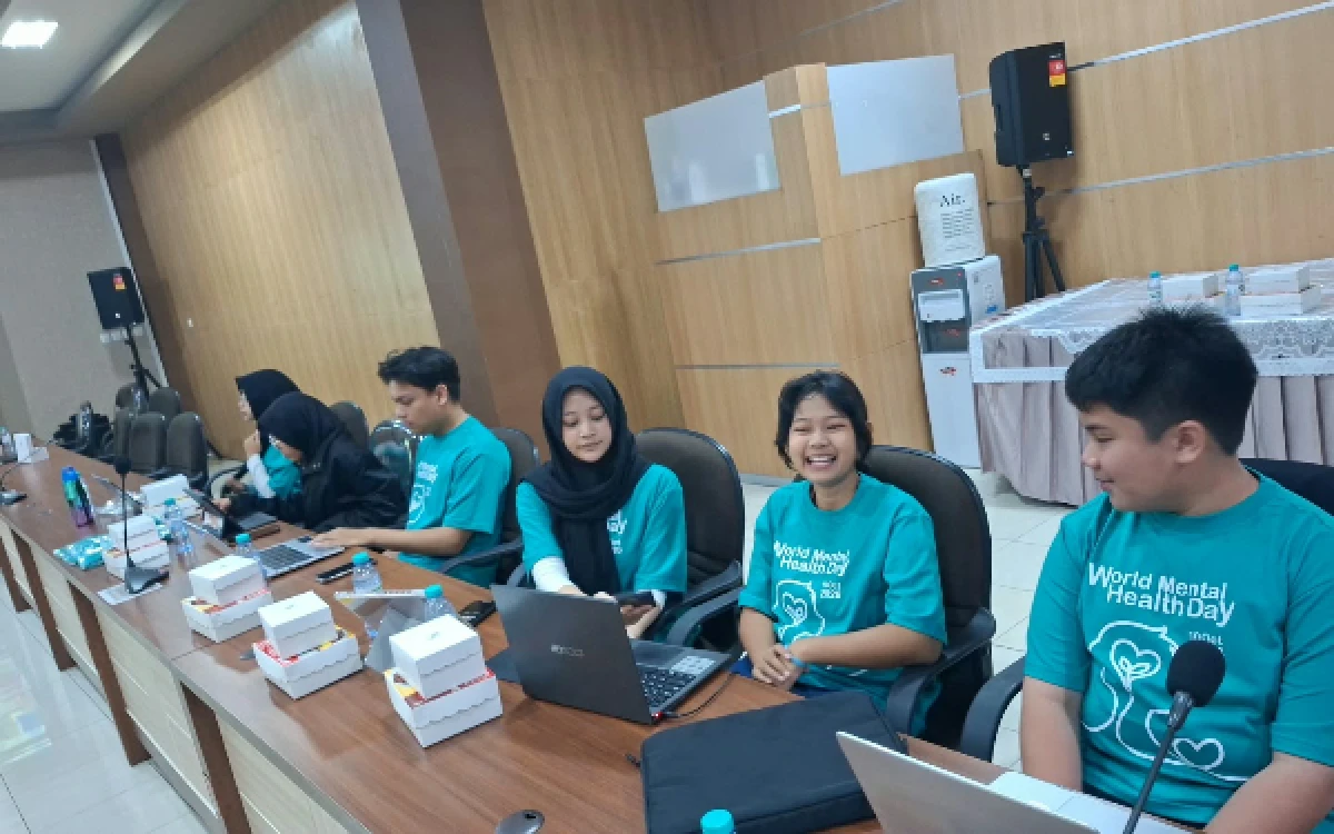 Thumbnail Berita - Kemenkes dan Al Azhar Jatim Peringati World Mental Health Day 2026 bersama Anak dari Seluruh Dunia