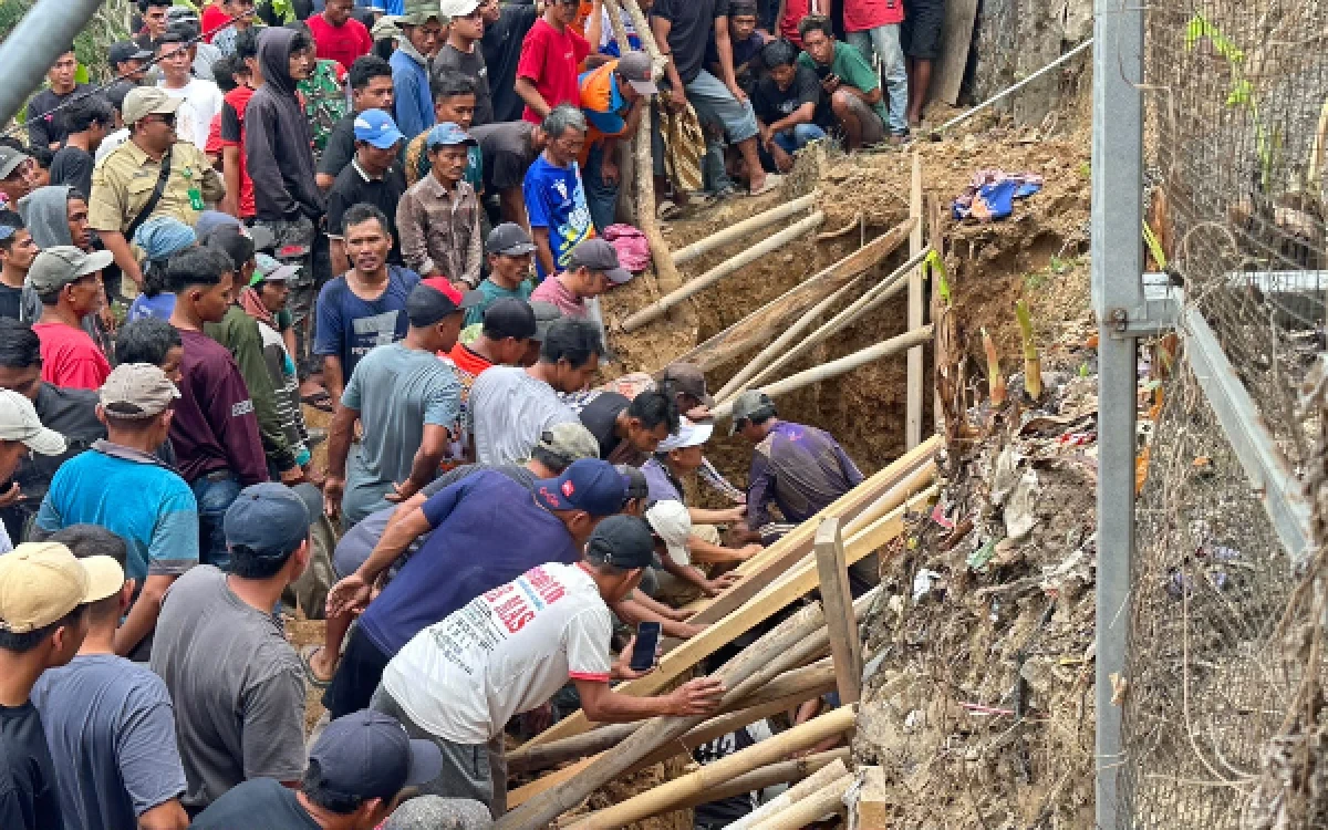 Thumbnail Berita - BNPB Catat Kasus Kebakaran Lahan dan Longsor di Sejumlah Wilayah