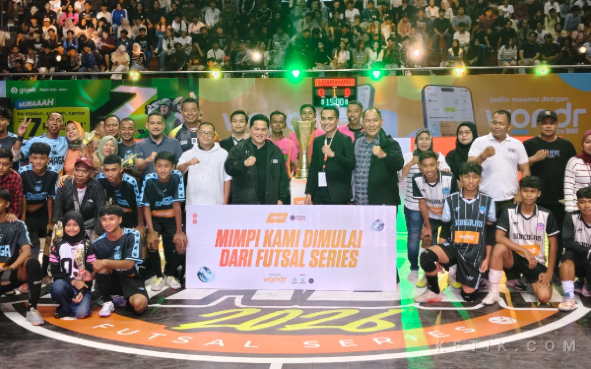 Thumbnail Berita - Futsal Series Surabaya Resmi Digelar, Menpora Erick Thohir Ingatkan Pertahankan Prestasi