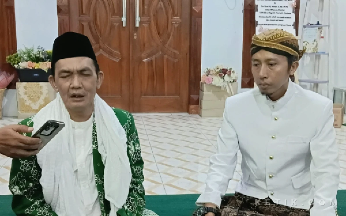 Thumbnail Berita - Haul Mbah Kisyam di Al Hasaniyah Kedawon Brebes, Jejak Keturunan Prabu Brawijaya V Terungkap