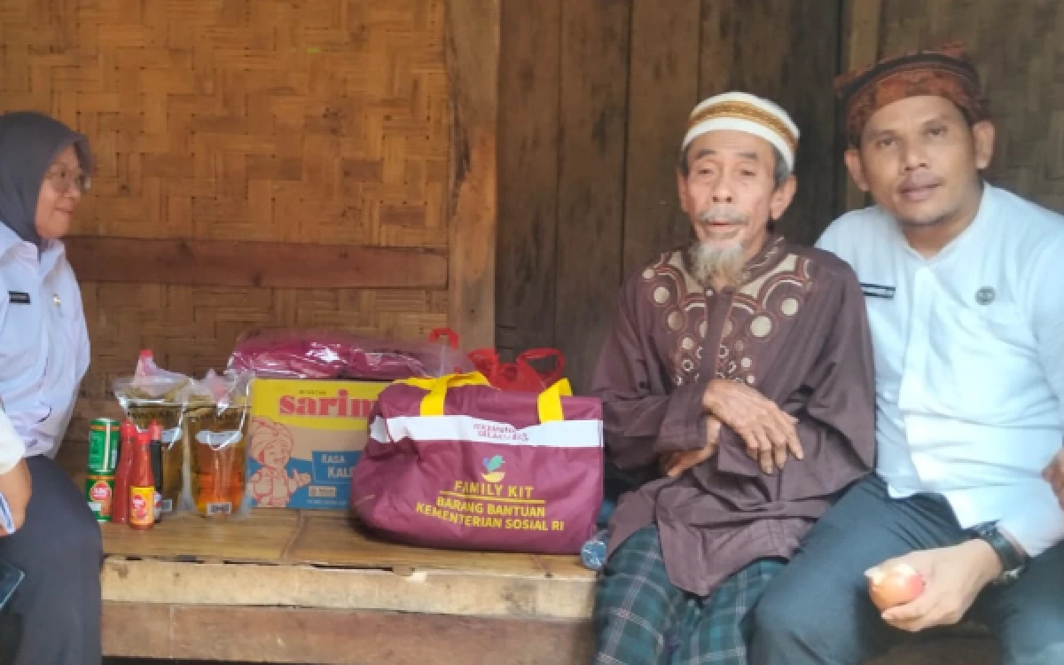Thumbnail Berita - Respons Cepat Dinsos Lebak Usai Kondisi Madhalim Viral di Media Sosial