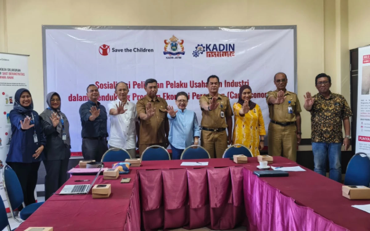Thumbnail Berita - Dukung Program Care Economy, Kadin Jatim Target Lima Kawasan Industri Miliki Daycare Tahun 2026