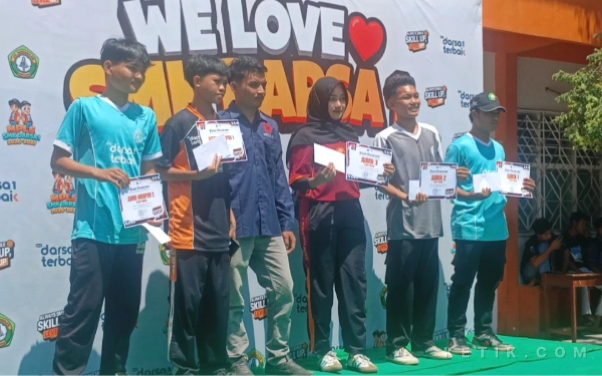 Foto Pemenang Motor Contest SMK YPI Darussalam 1 Cerme (Foto: Daniel Andayawan/Ketik.com)