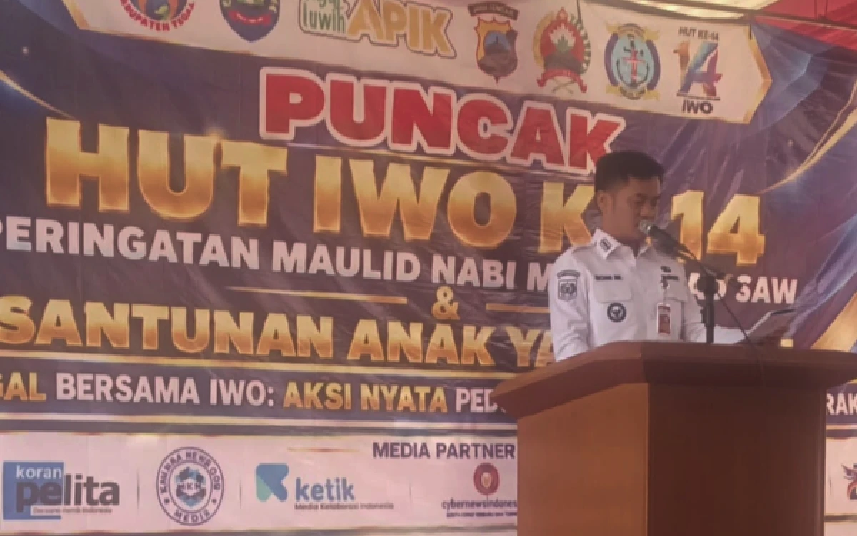 Thumbnail Berita - HUT ke-14 IWO, Bupati Tegal Ischak Maulana Rohman: Sajikan Berita Seperti Silet Tajam Terpercaya