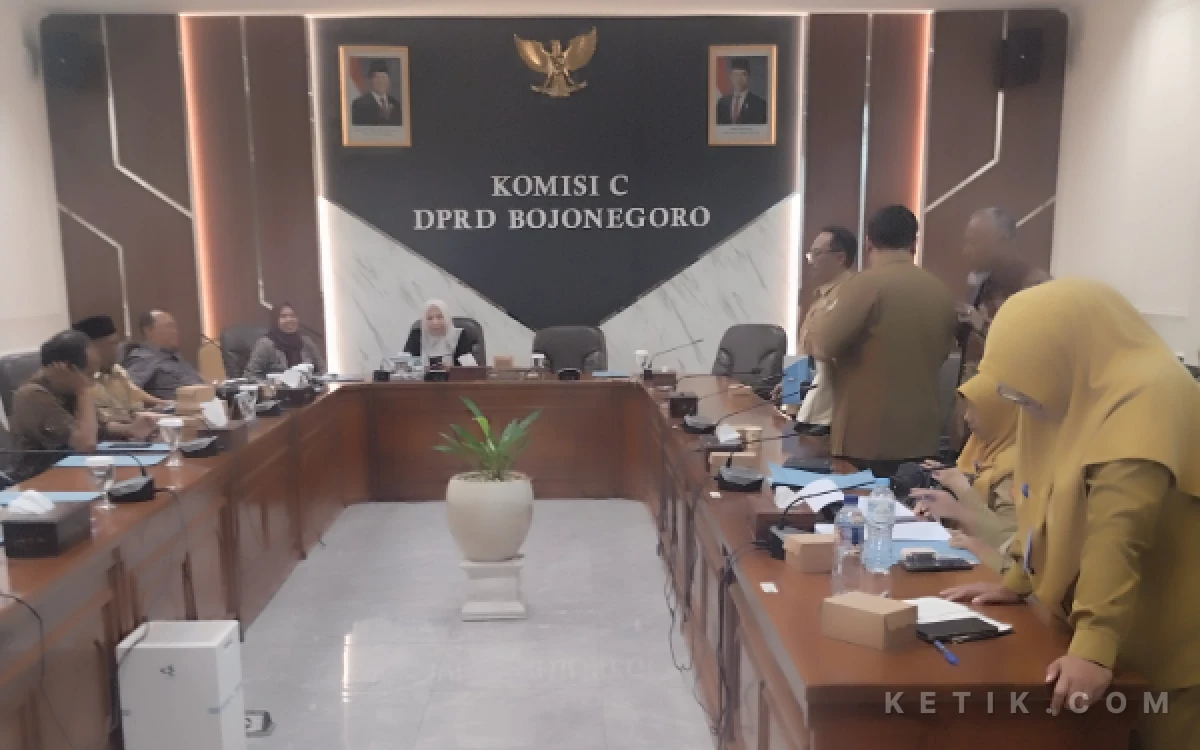 Thumbnail Berita - Sanksi Diperketat! Pansus III DPRD Bojonegoro Godok Raperda PPA Korban Kekerasan