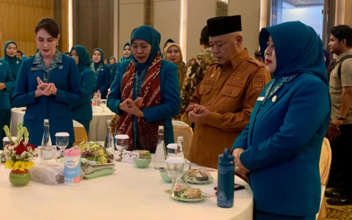 Thumbnail Berita - Arumi Bachsin Kumpulkan Kader PKK se-Jatim di Malang, Gubernur Khofifah Titip Pesan Khusus soal Pangan