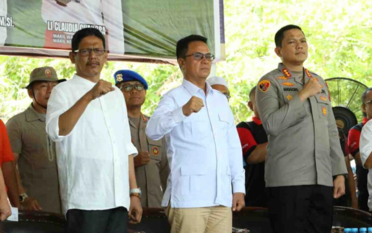 Thumbnail Berita - Pimpinan dan Anggota DPRD Kota Batam Hadiri Peringatan May Day 2026, Apresiasi Aksi Pekerja dan Gerakan Batam Bersih