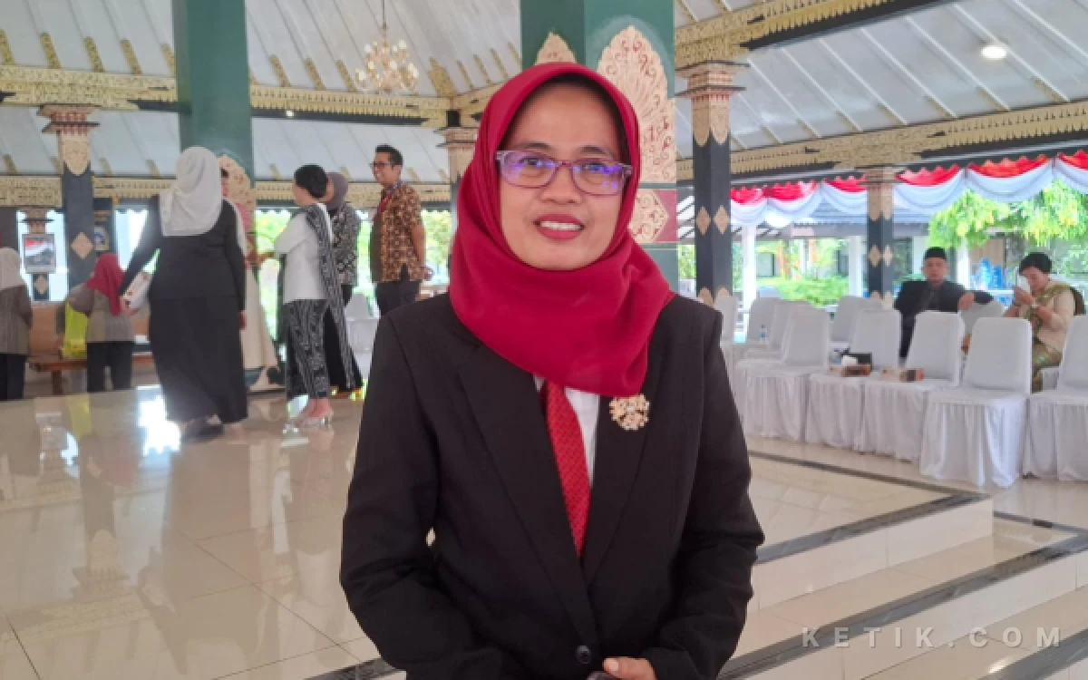 Foto Kepala DP3 Kabupaten Sleman Liem Astuti menekankan pentingnya efisiensi rantai distribusi pangan dari petani ke industri perhotelan. (Foto: Fajar R/Ketik.com)