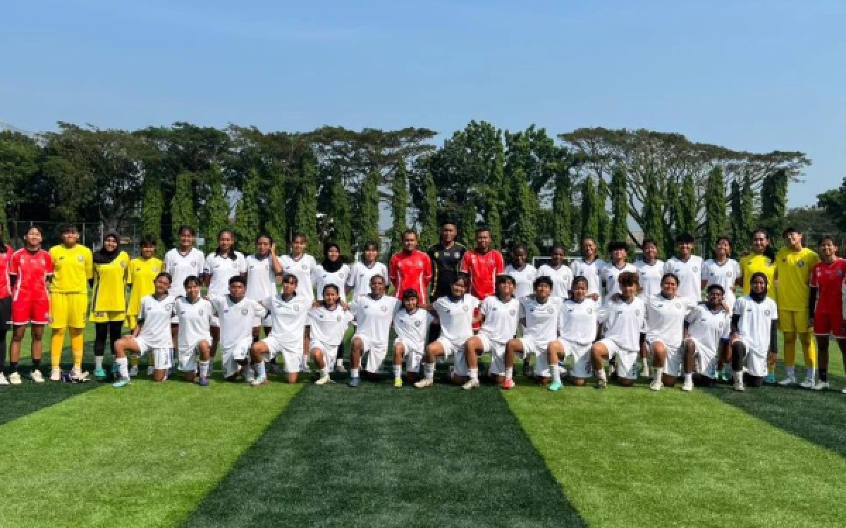 Thumbnail Berita - Spekulasi Liga 1 Putri 2026: Arema FC Women Siap, Hormati Proses PSSI