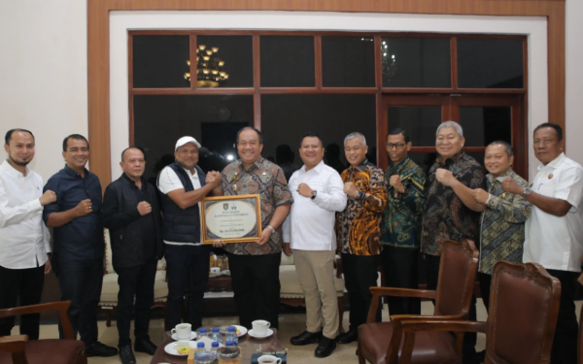 Thumbnail Berita - Bupati Asahan Serahkan Bantuan Keuangan Rp30 Miliar untuk Kabupaten Bireuen