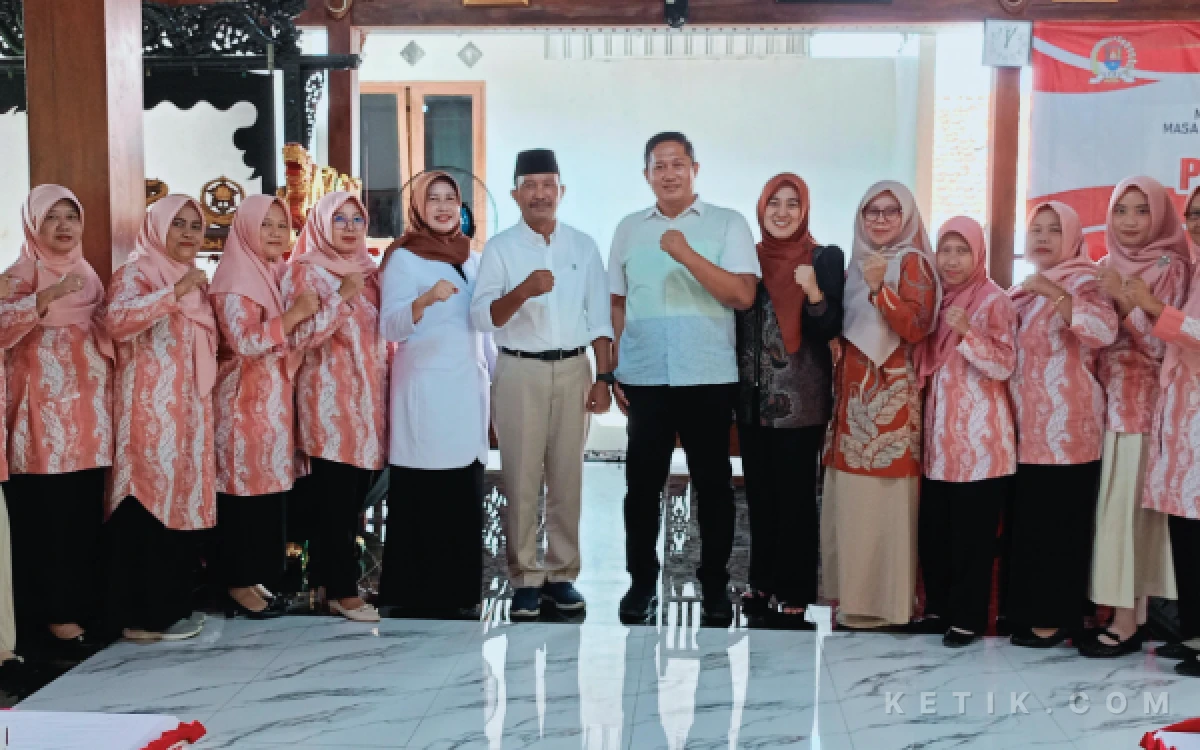 Thumbnail Berita - Reses Legislator Gerindra Cilacap Purwati, Ada Usulan Sarpras Posyandu, Revitalisasi Sekolah hingga Seragam Kader