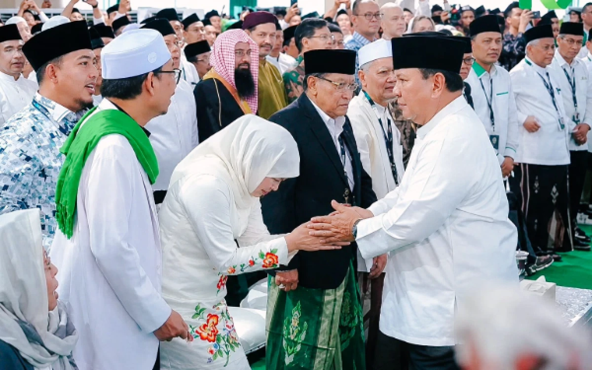 Thumbnail Berita - Pembukaan Muktamar Ke-35 NU di Jombang, Khofifah Dorong Penguatan Soliditas dan Peran Kebangsaan