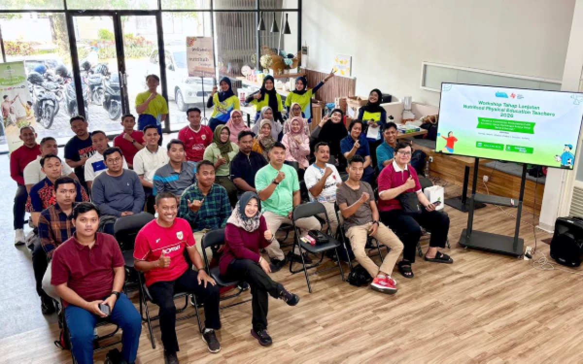 Thumbnail Berita - Bukan Sekadar Olahraga! Nutrifood Ajak Guru PJOK Surabaya Jadi Pemimpin Perubahan Hidup Sehat di Sekolah