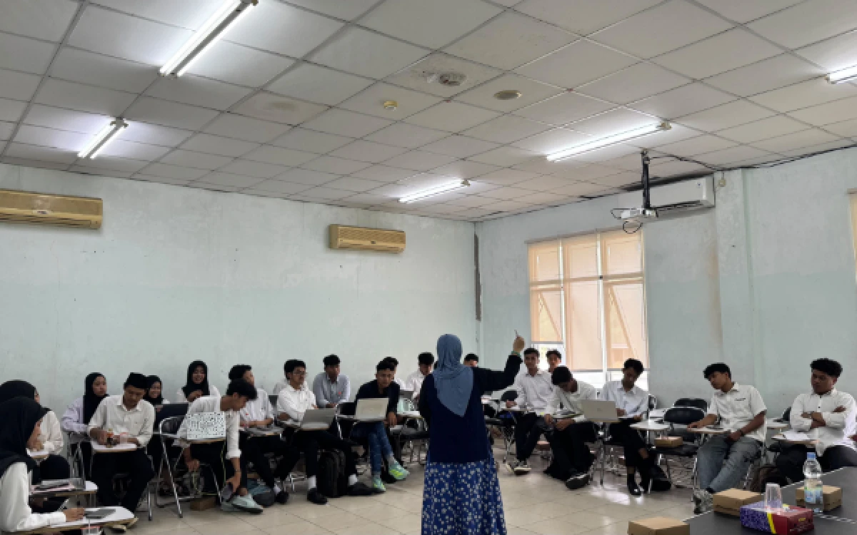 Thumbnail Berita - HTN UIN Malang Gelar Pelatihan Legislative Drafting, Berikan Praktik Perancangan Perundang-Undangan