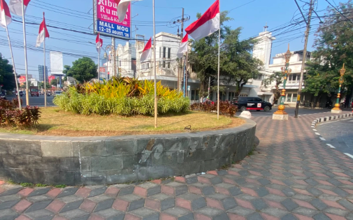 Thumbnail Berita - Signage Kayutangan Heritage Dirusak, DLH Kota Malang Siapkan Pengganti Lebih Kuat