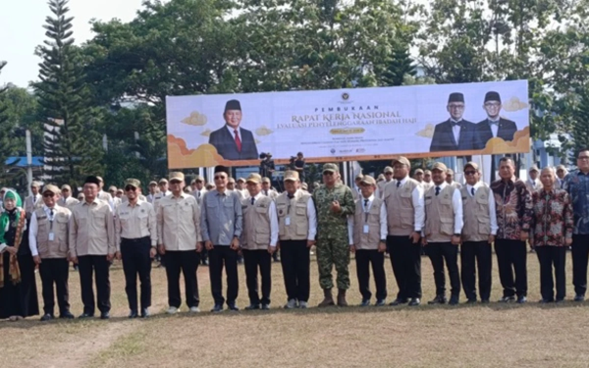 Thumbnail Berita - Transformasi Haji 2026 Dinilai Lebih Baik, Kemenhaj Pastikan Haji Berikutnya Lebih Profesional