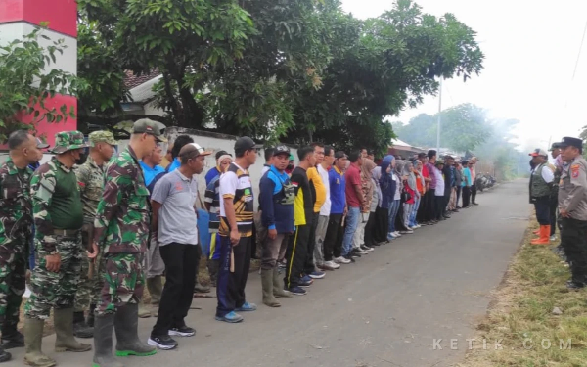 Thumbnail Berita - Forkopimcam Asembagus Gencarkan Gerakan Situbondo Pantura Asri