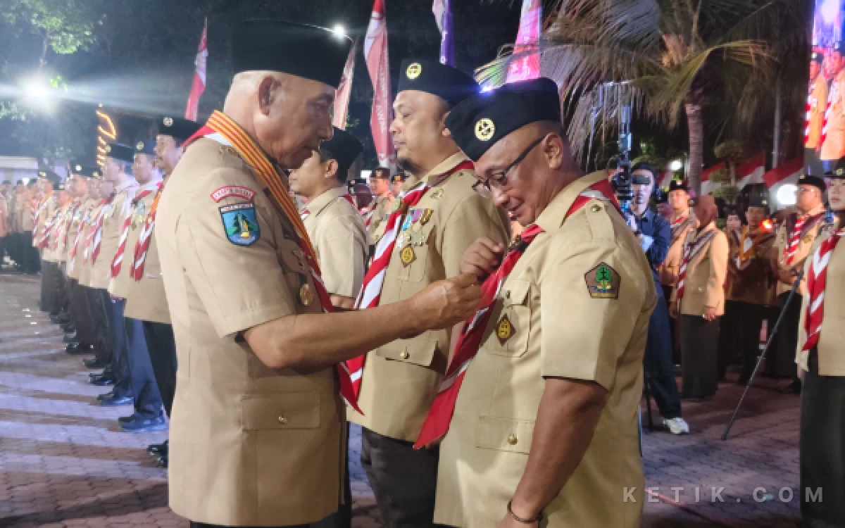 Thumbnail Berita - Daftar Penerima Penghargaan Pancawarsa di Ulang Janji Hari Pramuka Ke-65 Kwarda Jatim