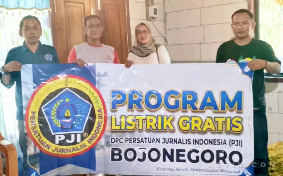 Thumbnail Berita - PJI Bojonegoro Pasang Instalasi Listrik Gratis untuk Warga Jamberejo